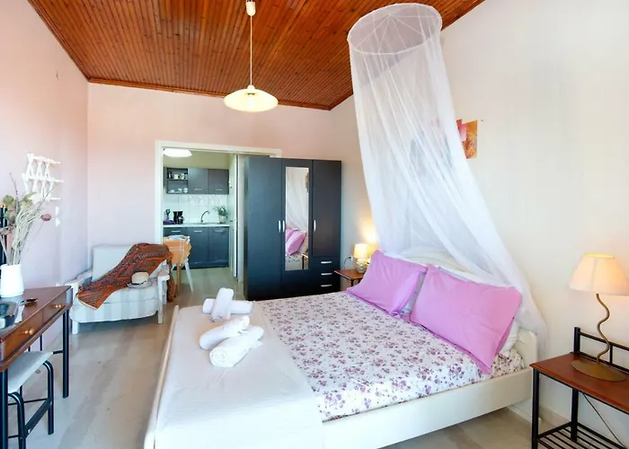 Paxos Apartment